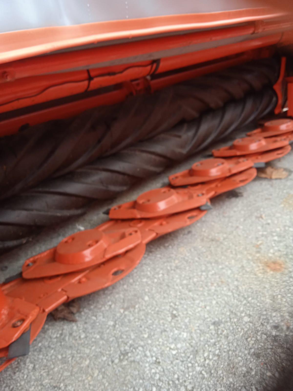 Condizionatrice a rulli Kuhn FC 284 R usato vendita cuneo